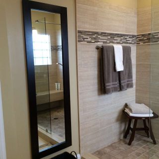 Master Bathroom - Mordecai 18