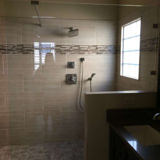 Master Bathroom - Mordecai 25