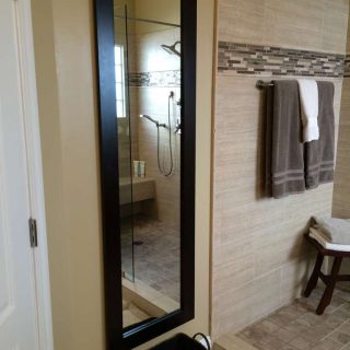 Master Bathroom - Mordecai 27