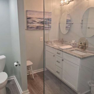 Master Bathroom - Salter Path 318